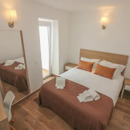 Little Break * לאגוּ‏ש