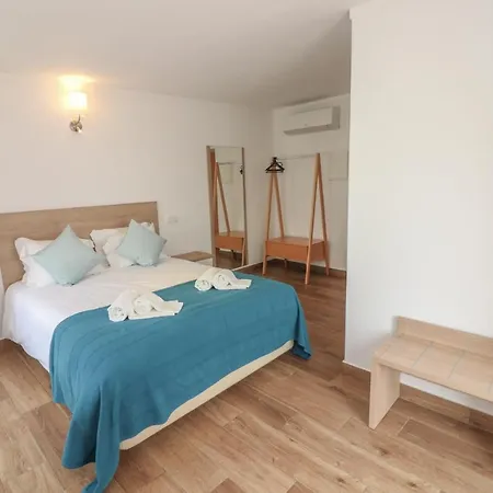 招待所 Little Break *